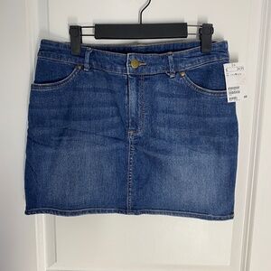 H&M  DARK WASH JEAN MINI SKIRT SIZE 8 BRAND NEW